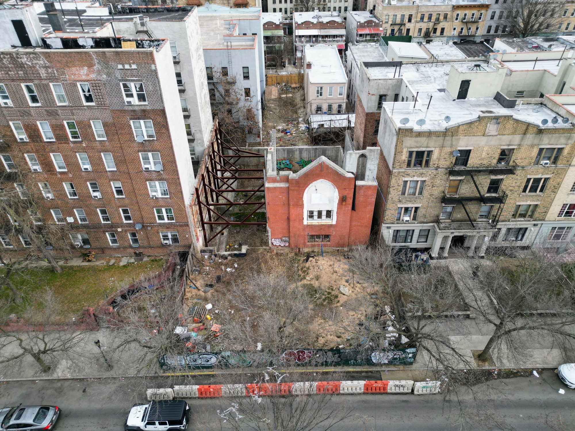 991 Eastern Pky, Brooklyn, NY à vendre Photo principale– Image 1 sur 11