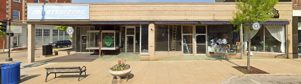301-307 Main St, Racine, WI à louer - Photo de l’immeuble – Image 1 sur 9