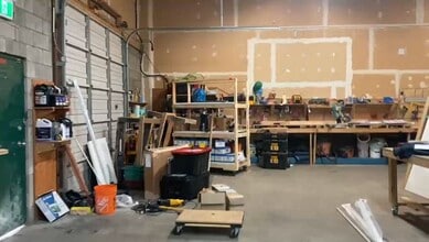 7878 Express St, Burnaby, BC à louer - Vidéo sur l’annonce professionnelle 