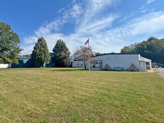 Plus de détails pour 711 Beaver Rd, Girard, PA - Industriel/Logistique à vendre