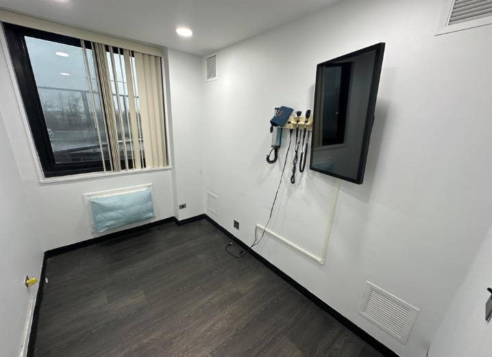 711A-711D Seagirt Ave, Far Rockaway, NY à louer Photo intérieure– Image 1 sur 1