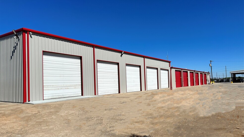3630 5th Ave N, Texas City, TX à louer - Photo de l’immeuble – Image 3 sur 6