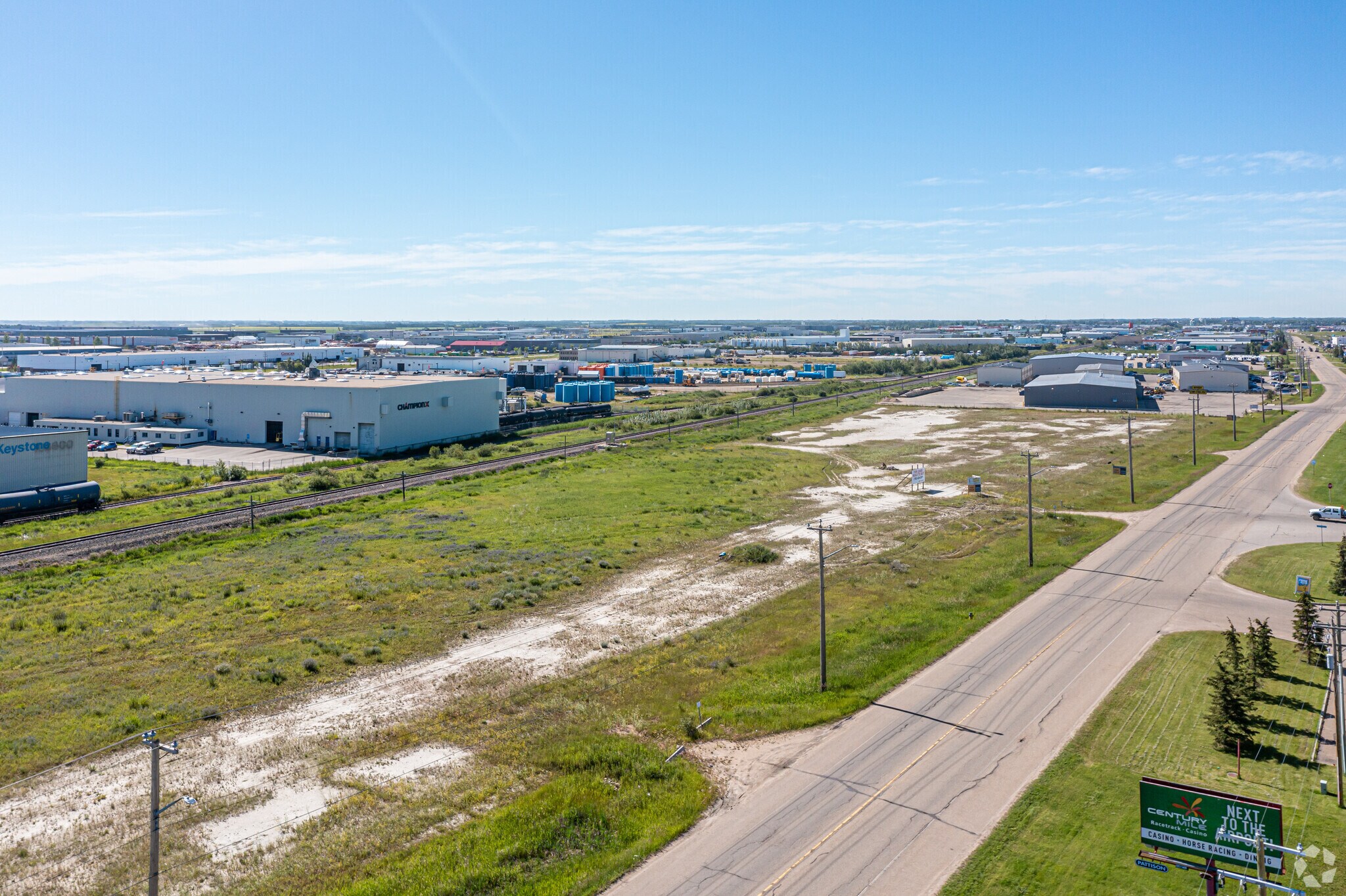 7715 Sparrow Dr, Leduc, AB à vendre Photo principale– Image 1 sur 4