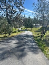 5607 Mount Murphy Rd, Garden Valley, CA à louer Photo intérieure– Image 1 sur 8