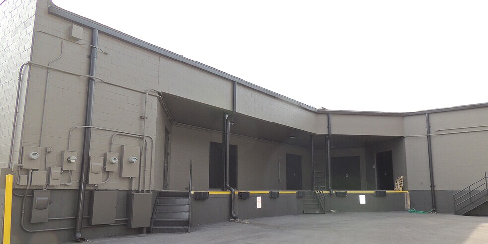 440-460 Sovereign Ct, Ballwin, MO à louer - Photo de l’immeuble – Image 3 sur 4