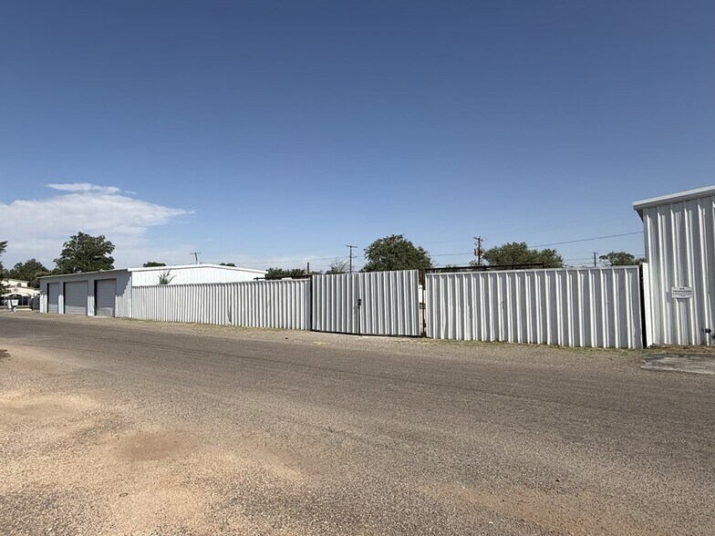 507 Stoddard St, Odessa, TX à louer - Photo de l’immeuble – Image 3 sur 4