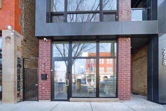 2956 N Lincoln Ave, Chicago, IL à louer Photo intérieure– Image 1 sur 15