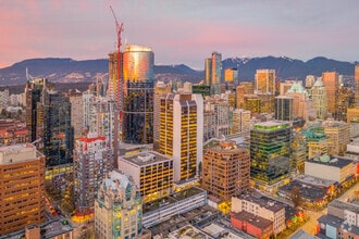 808-888 Nelson St, Vancouver, BC - VUE AÉRIENNE  vue de carte
