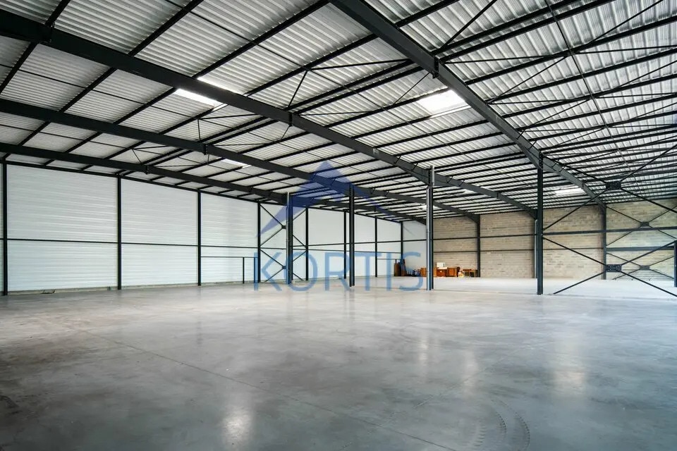 Local d’activités dans Ambérieux à louer Photo intérieure– Image 1 sur 2