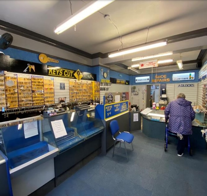 121 Nicolson St, Edinburgh, EDH EH8 9ER - Lot 121 - - Photo intérieure - Image 1 of 4