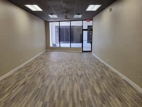 2811 Tamiami Trl, Port Charlotte, FL à louer Photo intérieure– Image 1 sur 1