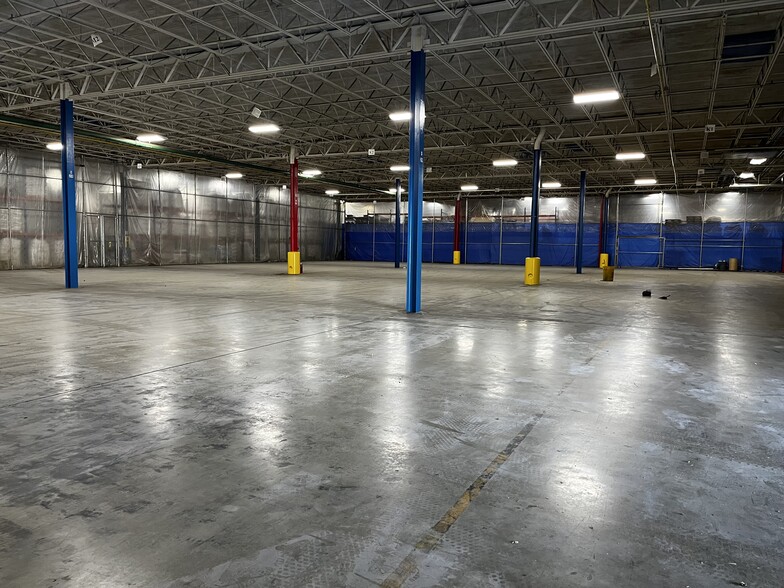145 Cane Creek Industrial Park Rd, Fletcher, NC à louer - Photo de l’immeuble – Image 2 sur 20