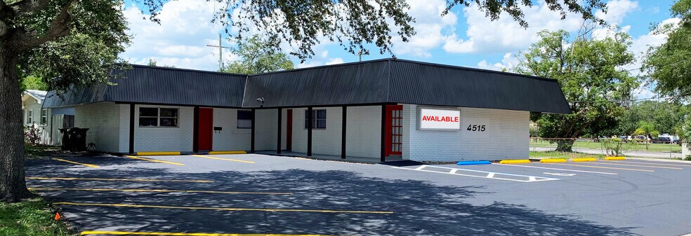 4515 Curry Ford Rd, Orlando, FL à louer - Photo de l’immeuble – Image 3 sur 9