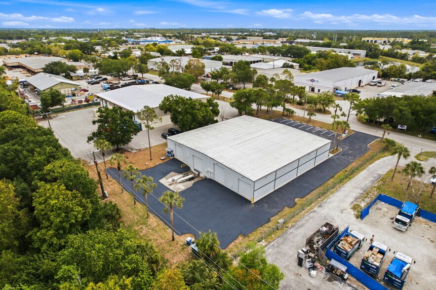 5826-5830 Corporation Cir, Fort Myers, FL à vendre - Aérien – Image 3 sur 16
