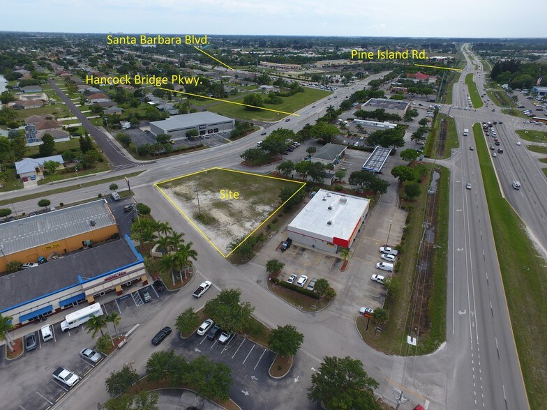 141 Hancock Bridge Pky, Cape Coral, FL à louer - Aérien – Image 1 sur 4