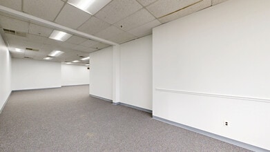 450-460 Veterans Dr, Burlington, NJ à louer Numérisation 3D Matterport– Image 1 sur 10