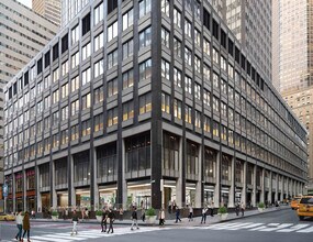 480 Lexington Ave, New York, NY à louer Photo de l’immeuble– Image 1 sur 2