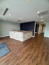 6020 Meadowridge Center Dr, Elkridge, MD à louer Photo intérieure– Image 2 sur 15