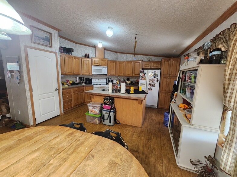 2401 County Road 1050 Midland Texas 79782, Midland, TX à vendre - Photo de l’immeuble – Image 2 sur 61