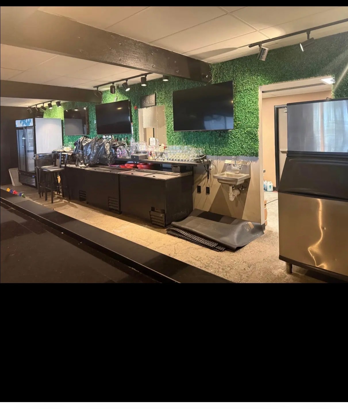 8647 Wurzbach Rd, San Antonio, TX à louer Photo intérieure– Image 1 sur 4