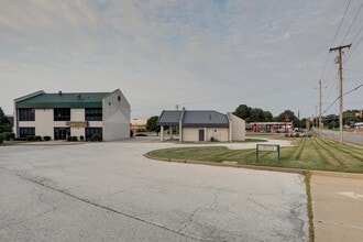 101 N 36th St, Quincy, IL à louer Photo intérieure– Image 2 sur 13
