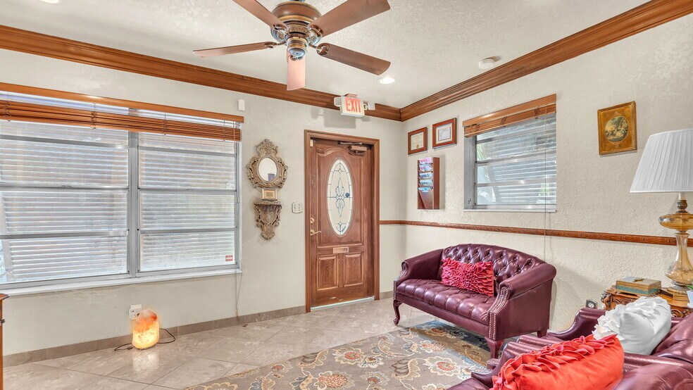 6790 Taft St, Hollywood, FL à vendre - Photo de l’immeuble – Image 1 sur 31