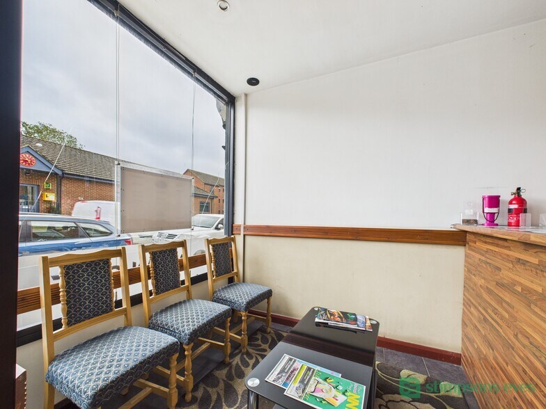 28B Station Rd, Woodford Halse à vendre - Photo de l’immeuble – Image 3 sur 9