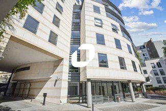 Plus de détails pour 6-6 Rue Laferrière, Paris - Bureau à louer