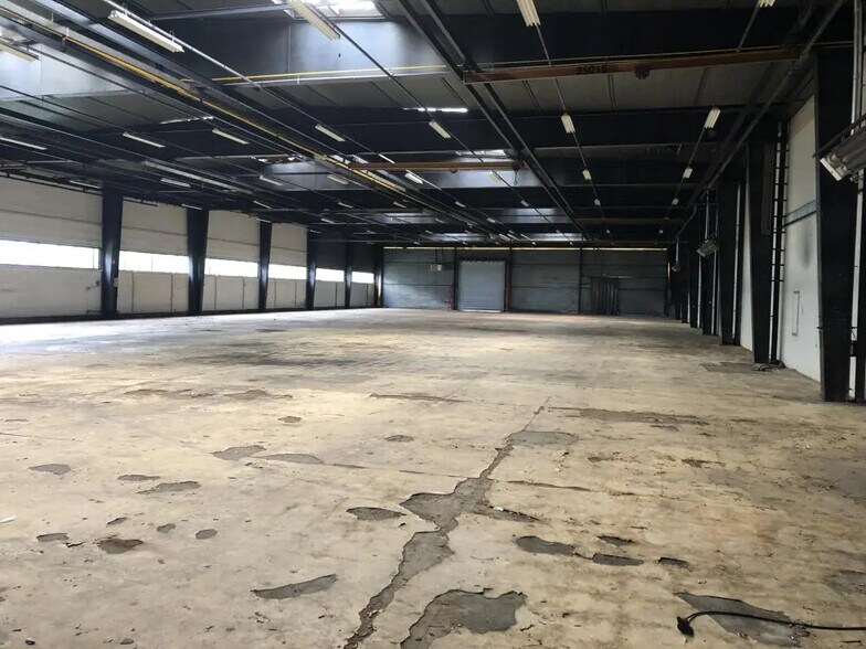 6 Rue Yves Toudic, Vénissieux à louer - Photo de l’immeuble – Image 3 sur 10