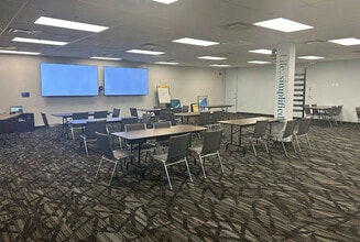 2645 Skymark Av, Mississauga, ON à louer Photo intérieure– Image 1 sur 3