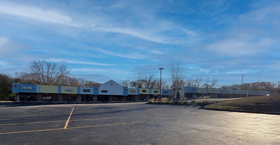 15 N Main St, Bellingham, MA à vendre - Photo de l’immeuble – Image 2 sur 2
