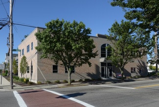 Plus de détails pour 197-199 Warren Ave, East Providence, RI - Bureau à louer