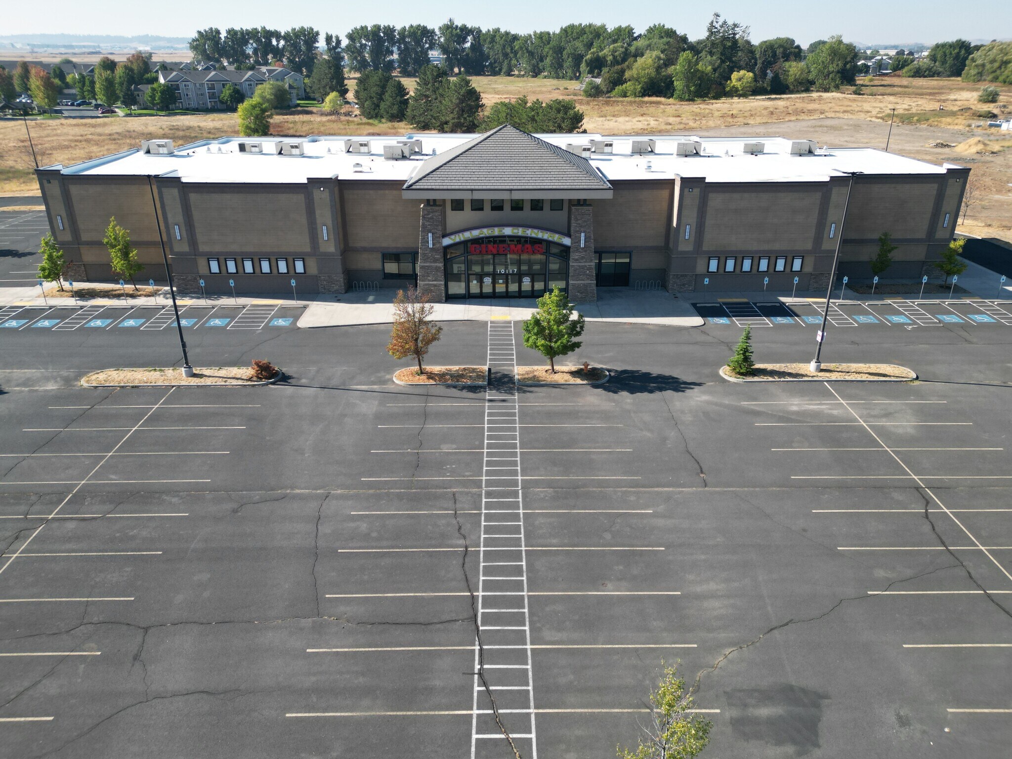 10117 W Sunset Hwy, Spokane, WA à vendre Photo de l’immeuble– Image 1 sur 41