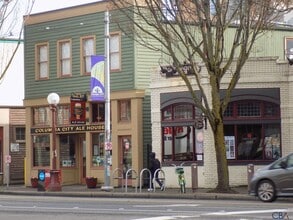 4914 Rainier Ave S, Seattle, WA à louer Photo de l’immeuble– Image 2 sur 11