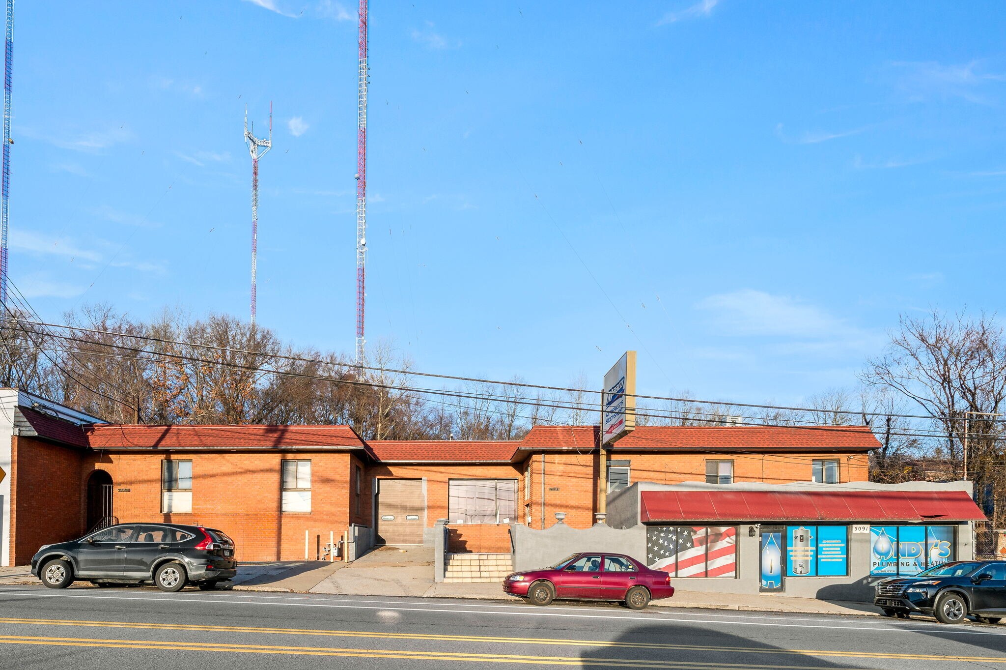 5091 Umbria St, Philadelphia, PA à louer Photo de l’immeuble– Image 1 sur 4