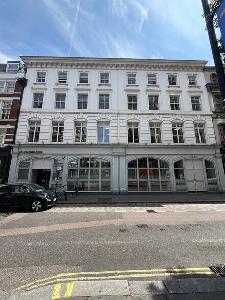 67-68 Long Acre, Londres à louer - Photo de l’immeuble – Image 1 sur 11