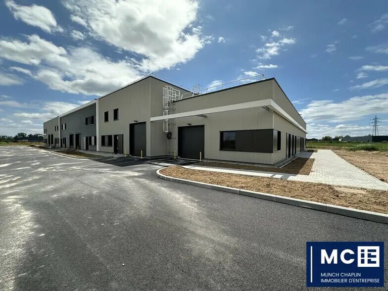 Local d'activités dans Bergheim à vendre - Photo de l’immeuble – Image 1 sur 11