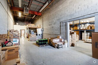 2900-2990 Rue Halpern, Montréal, QC à louer Photo intérieure– Image 2 sur 2