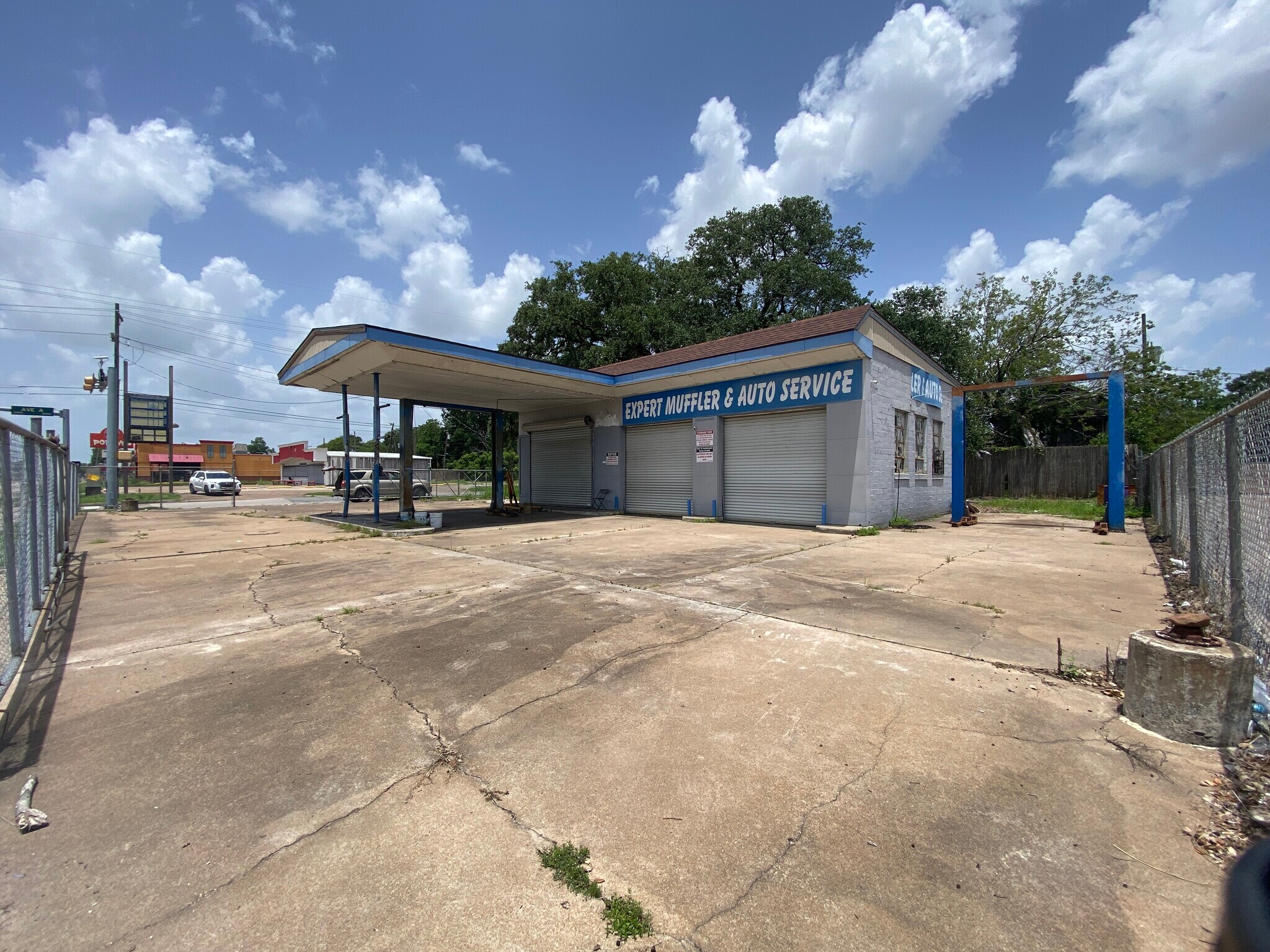 1398 Washington Blvd, Beaumont, TX à louer Photo de l’immeuble– Image 1 sur 23