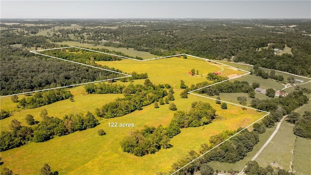 13775 Rocky Comfort Rd, Gentry, AR à vendre Photo principale– Image 1 sur 2