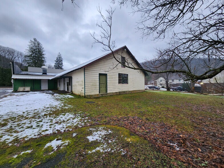 11971 Route 42, Muncy Valley, PA à vendre - Photo de l’immeuble – Image 2 sur 7