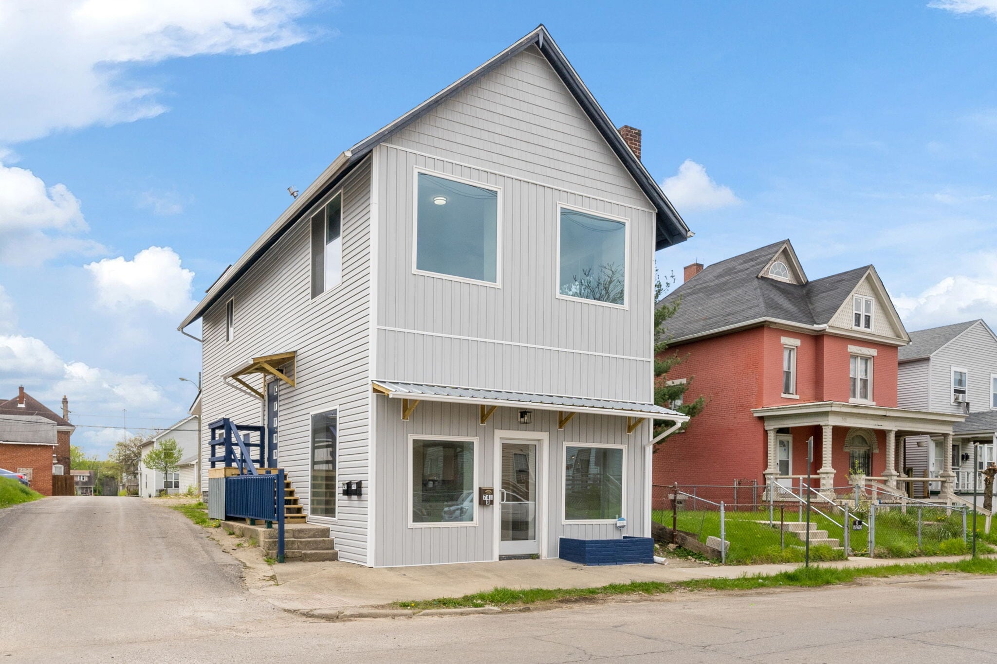 741 Sullivant Ave, Columbus, OH à louer Photo intérieure– Image 1 sur 11