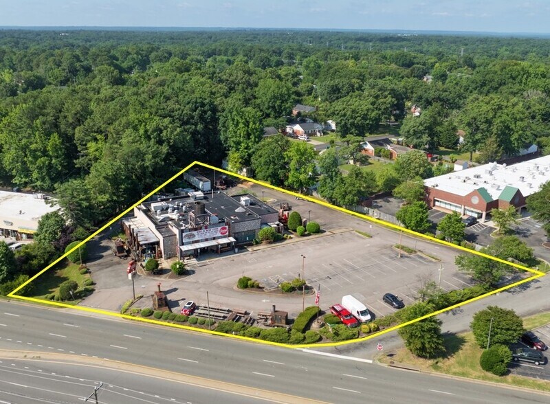 8205 W Broad St, Richmond, VA à vendre - Photo de l’immeuble – Image 2 sur 49