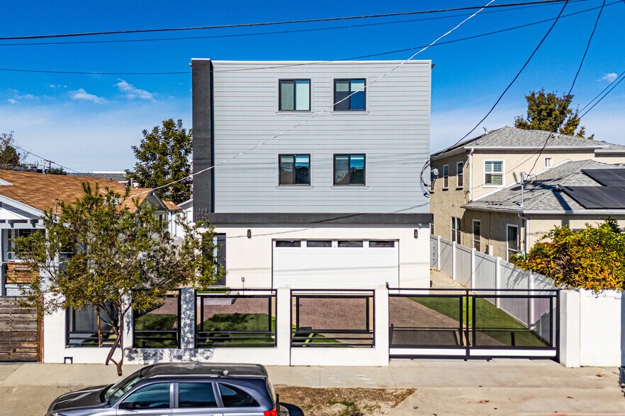 1571 W 37th St, Los Angeles, CA à vendre - Photo principale – Image 3 sur 6