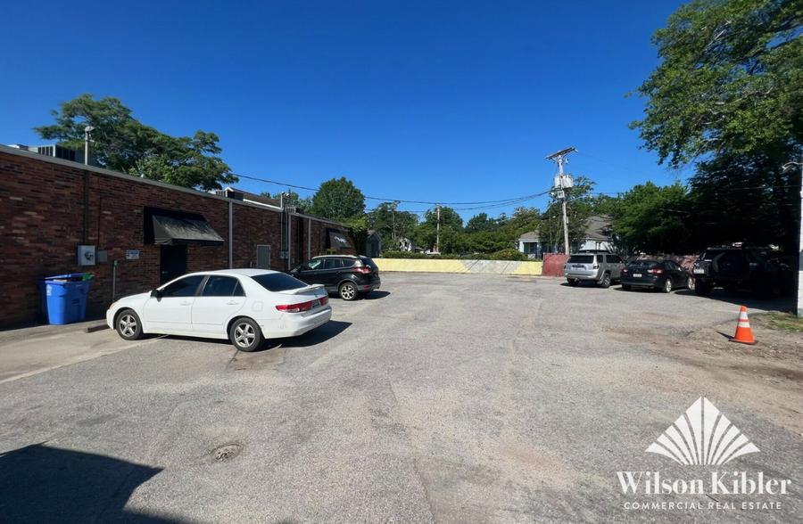 3211 Devine St, Columbia, SC à louer - Photo de l’immeuble – Image 2 sur 5