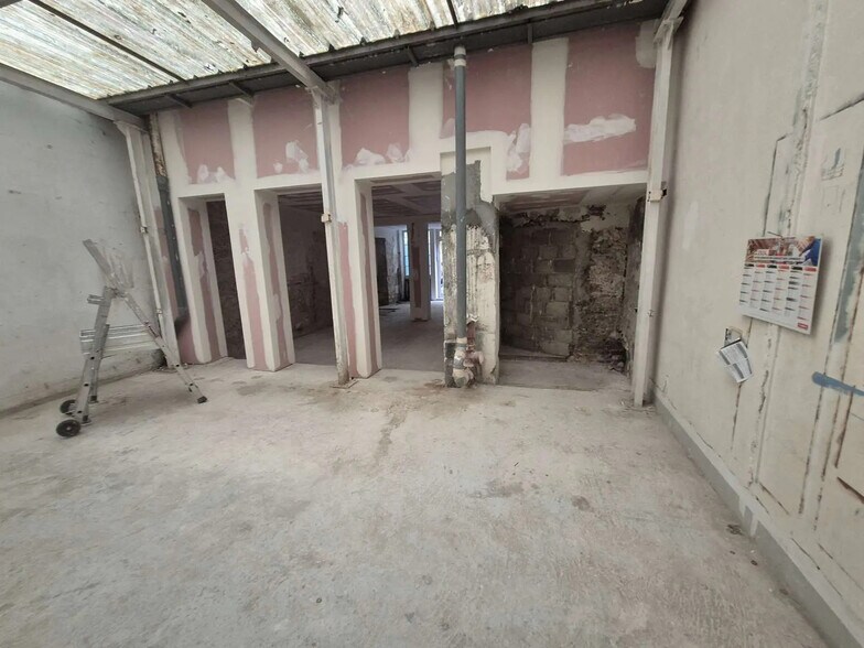 Local commercial dans Paris à louer - Photo intérieure – Image 2 sur 4