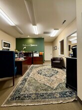 944 McCourtney Rd, Grass Valley, CA à louer Photo intérieure– Image 2 sur 15