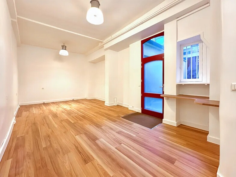 Bureau dans Paris à louer - Photo de l’immeuble – Image 3 sur 5