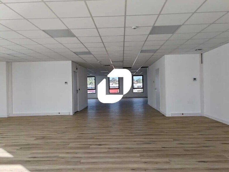 Bureau dans Montpellier à louer - Photo de l’immeuble – Image 2 sur 14