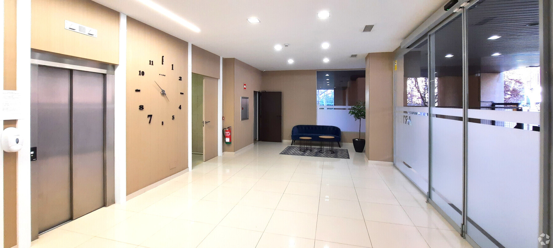 Madrid, MAD 28033 - Lot Puerta B -  - Photo intérieure - Image 1 of 4